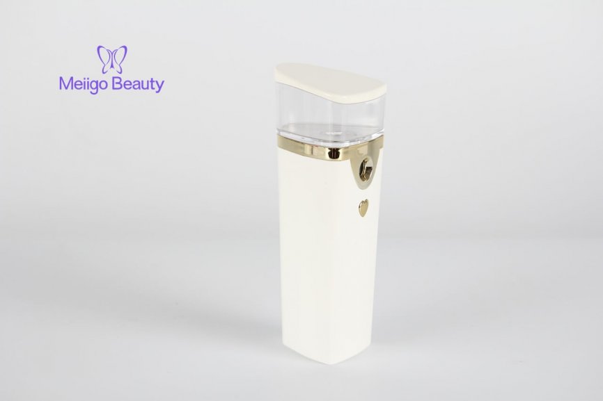 Meiigo beauty mini facial humidifier SP 001 3 866x577 - Nano facial mister face mist sprayer for skin moisturizing & hydrating SP-001