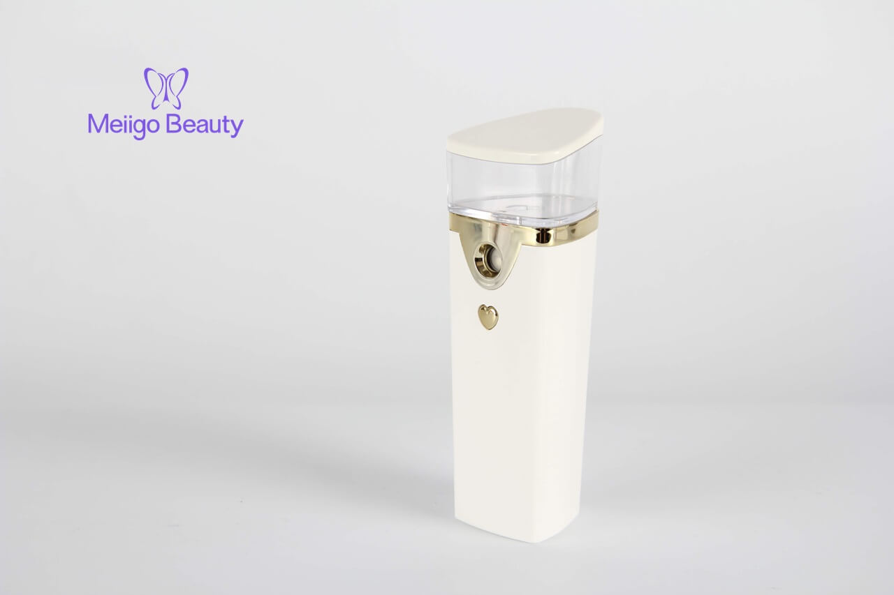 Meiigo beauty mini facial humidifier SP 001 5 - Nano facial mister face mist sprayer for skin moisturizing & hydrating SP-001