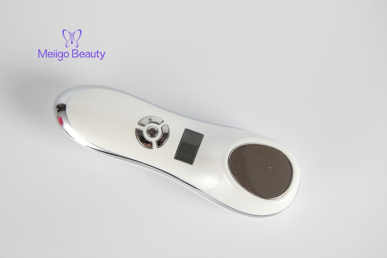 Meiigo beauty hotcold beauty device DR 002 4 - Hot and cold facial massager skincare device for anti-wrinkle DR-002